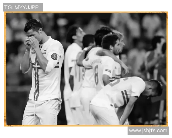 足球明星C罗的传奇之路与不屈精神的完美结合 足球明星C罗的传奇之路与不屈精神的完美结合