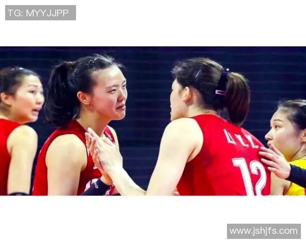 足球明星亲自赠送球衣感人瞬间视频记录球迷热情与梦想 足球明星亲自赠送球衣感人瞬间视频记录球迷热情与梦想