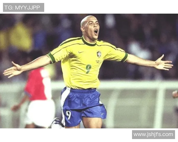 22年退役足球明星的辉煌历程与未来发展展望